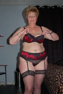 Бабушек в нижнем белье - порно фото (87 фото) .