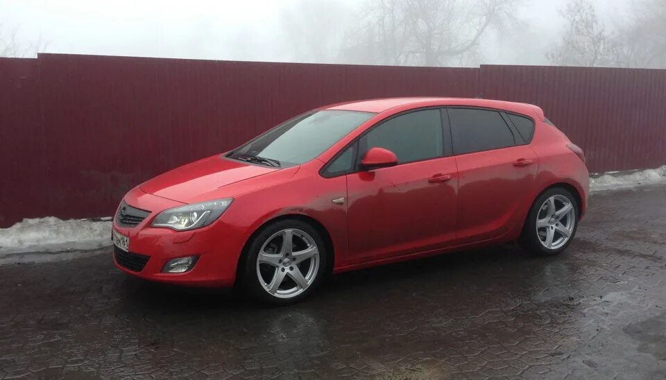 Opel astra gtc 2012. 6 turbo. Разболтовка astra j. Opel astra j r17 диски opel. 4 turbo диски.