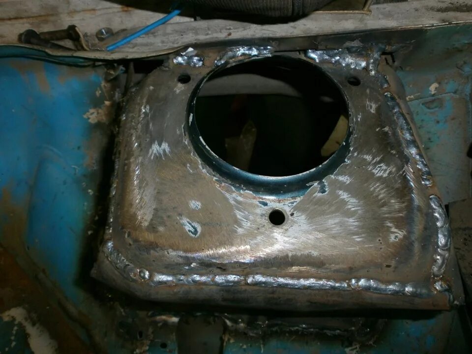 Номерной стакан ваз 2110. Номерной стакан 2110. Усилитель брызговика ваз 2110. Номерной стакан ваз 2115. Передний стакан ваз 2110.