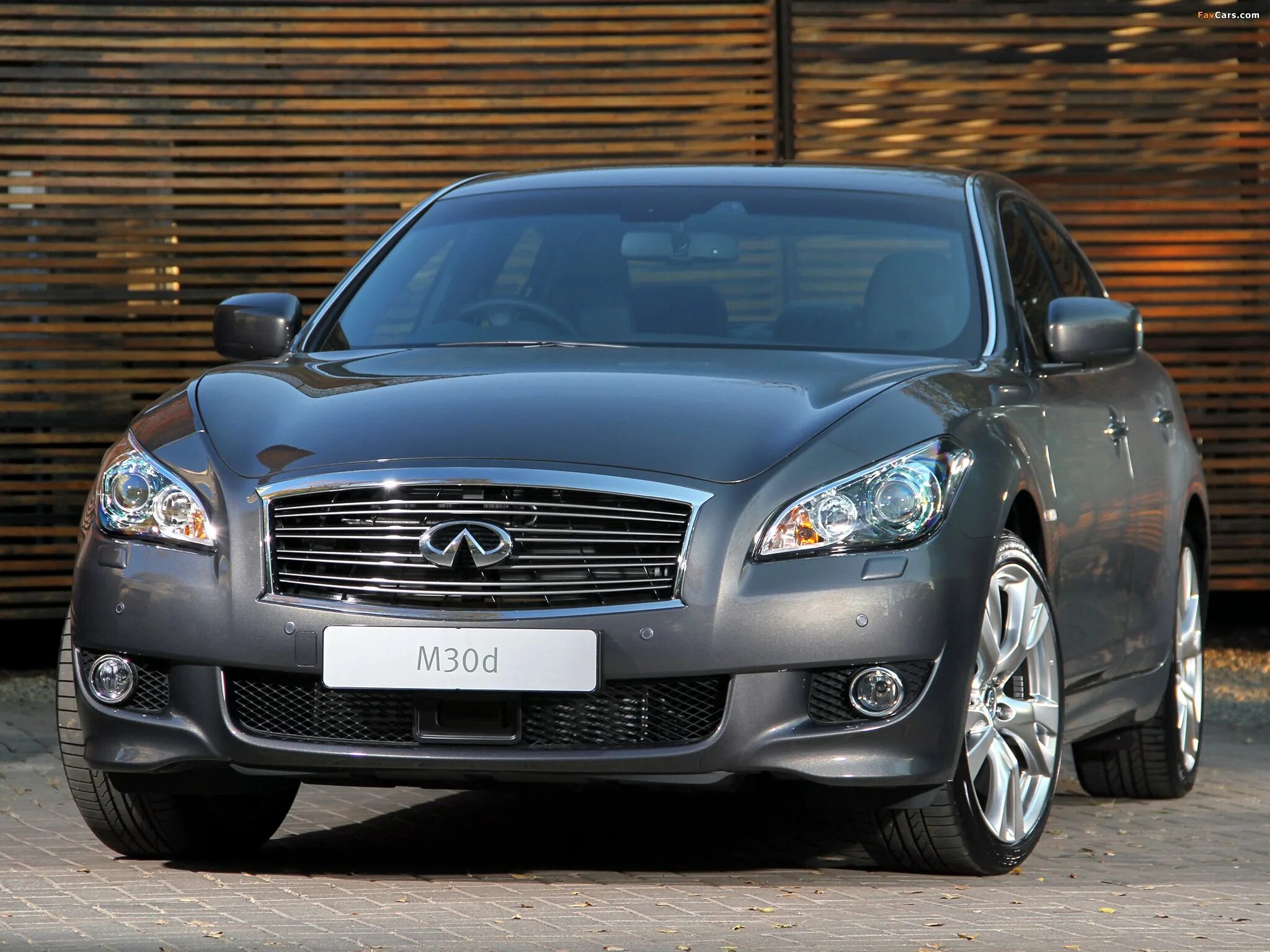 Nissan fuga 2023. Infiniti fx37 черный. Отзывы ниссан инфинити. Отзывы ниссан инфинити. Infiniti fx35 2013.