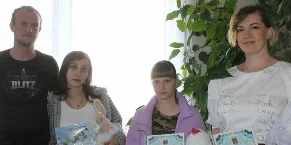 Многодетные выдача сертификата. Многодетная семья. многодетная мать. многодетные семьи куркино. многодетная семья на выборах.