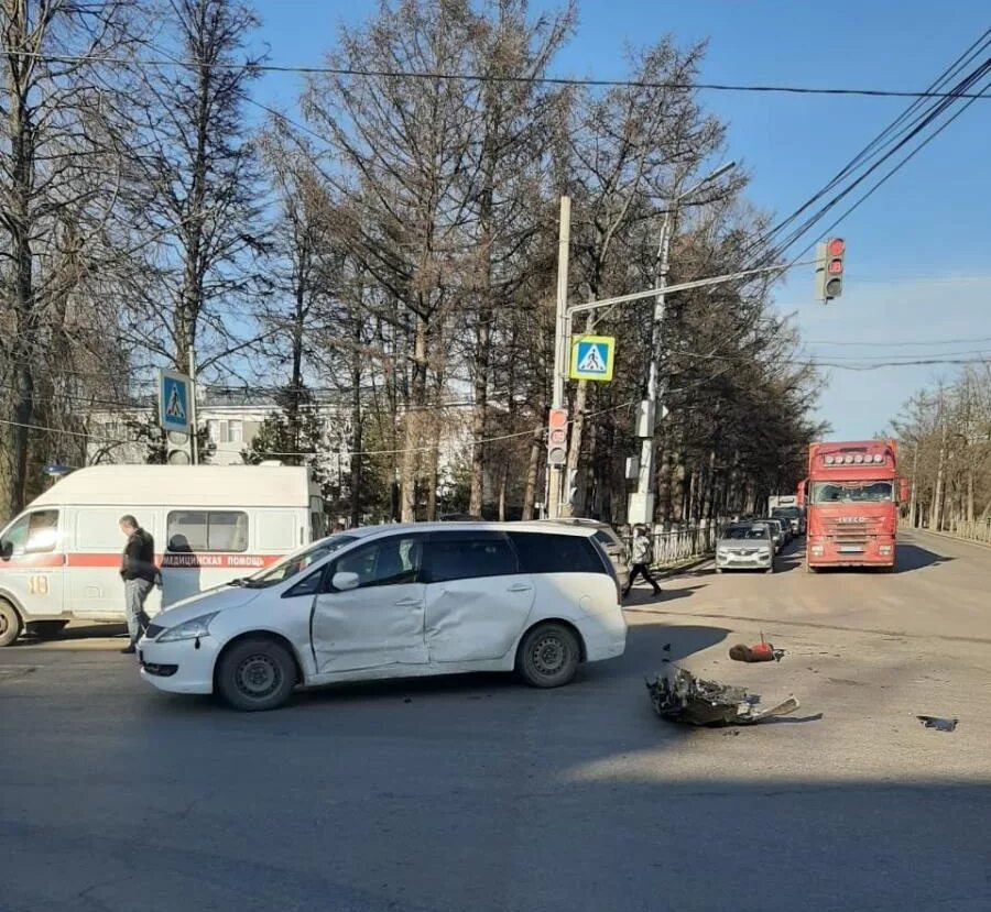 Дтп в туле вчера в пролетарском районе. Чп тула сегодня в пролетарском районе. Чп тула сегодня в пролетарском районе. Чп тула сегодня в пролетарском районе. 2022.