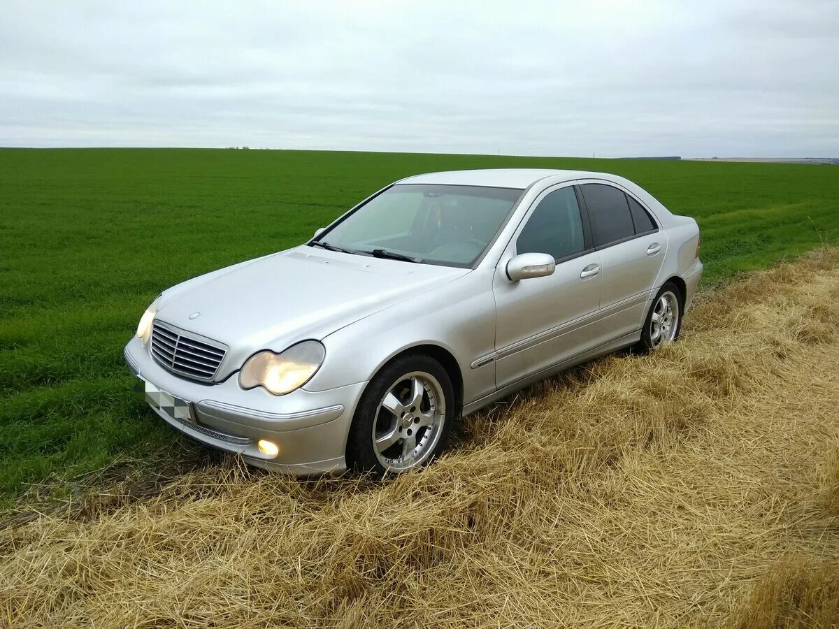 Mercedes c class 2000. Мерседес с200 2000 года. Mercedes-Benz 200 2000. Mercedes c200 2000. С класс 2000 года