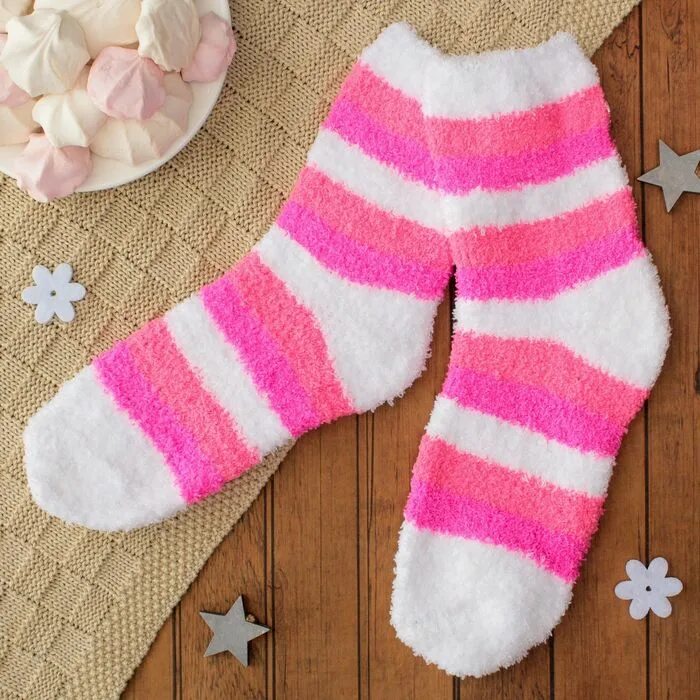 Розовые махровые носки. Махровые носки в.аолосуц. Розовый носочки теплые. Бело розовые носки. Розово белые носки
