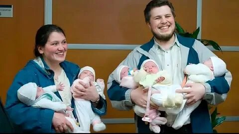 Женщина родила пять детей