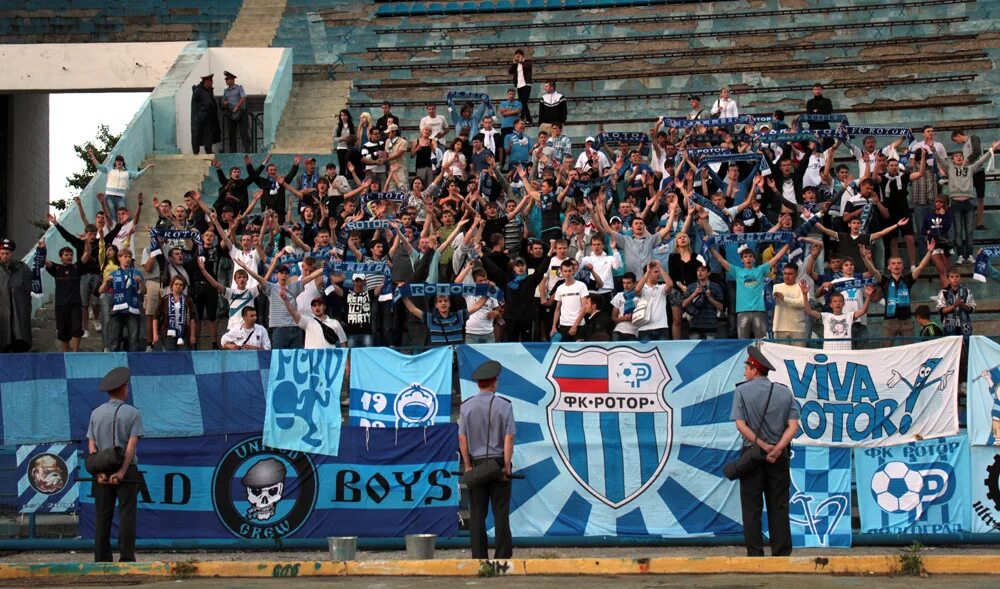 сайт болельщиков фк ротор. мухаммед ротор волгоград. фанаты фк ротор. локомотив ротор. ротор волгоград 1997.