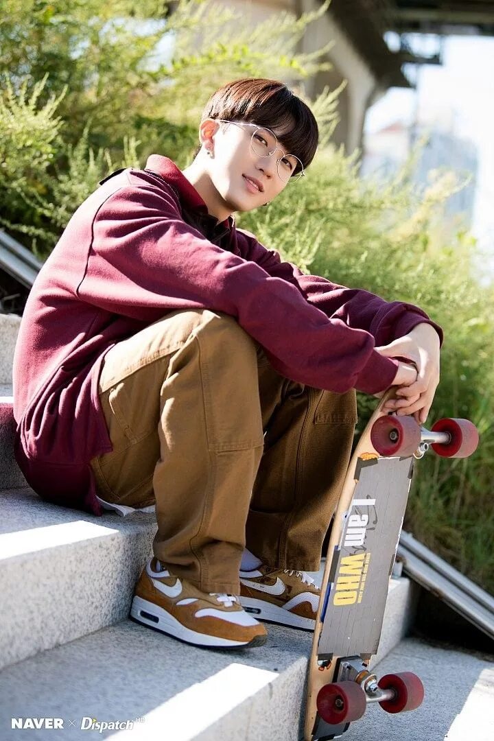 Чанбин в 18. Чанбин из stray kids рост. Stray kids changbin. Stray kids чанбин. Чанбин эстетика.