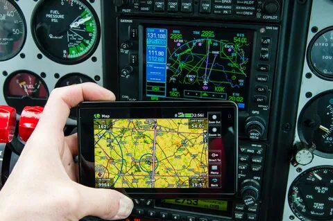 Можно ли оставлять включенным gps в самолете