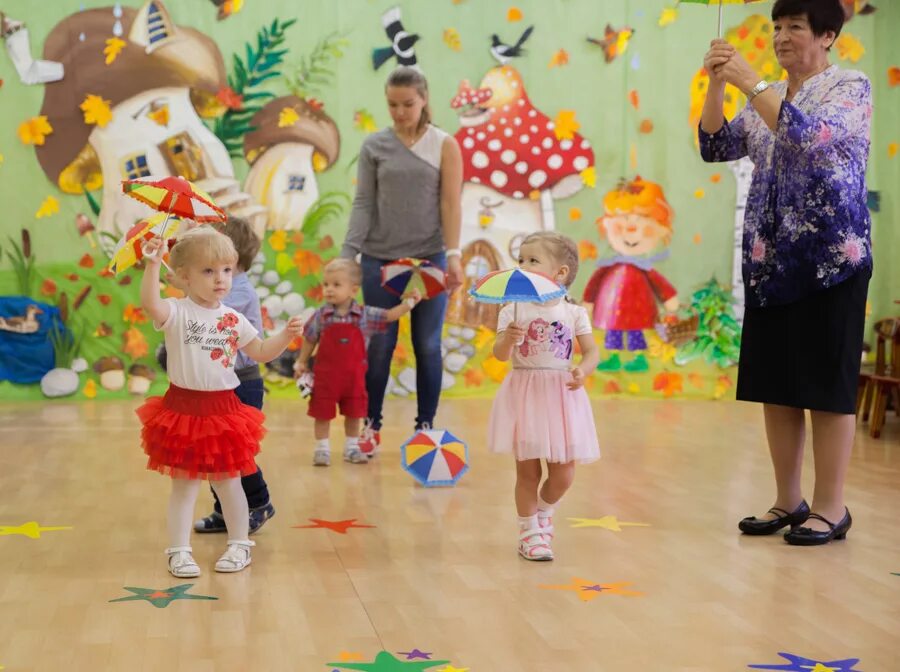Прогимназия белоснежка куркино. Прогимназия белоснежка лабусова. Школа белоснежка куркино. Белоснежка куркино. Белоснежка куркино.