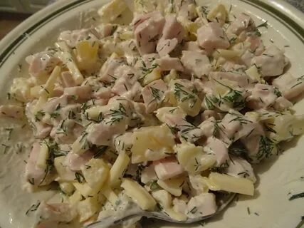 Курица с копченым сыром и огурцом