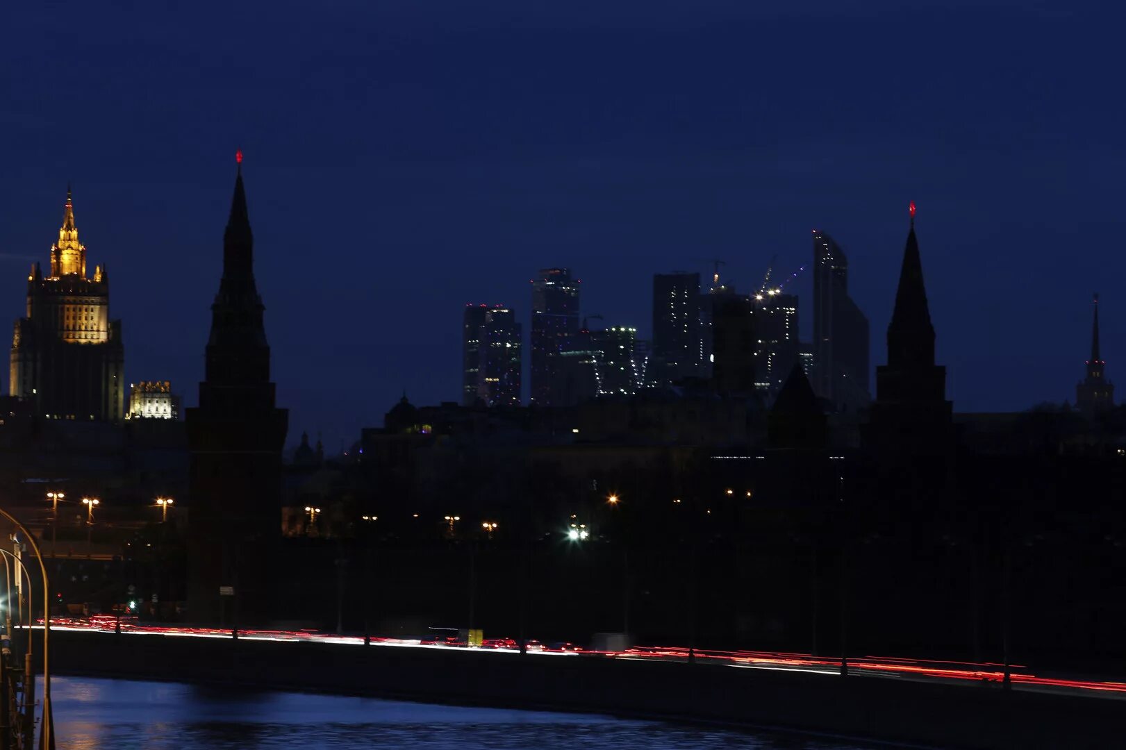 Земля всем москва. Акция час земли. Час земли кремль. Час земли 2021 москва воробьевы горы. Час земли москва.