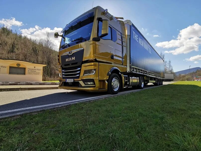 Man tgx 2025. Man tgx 2025. ман тгх 2025. грузовик man tgx 2025. ман tgx 2025 тягач.