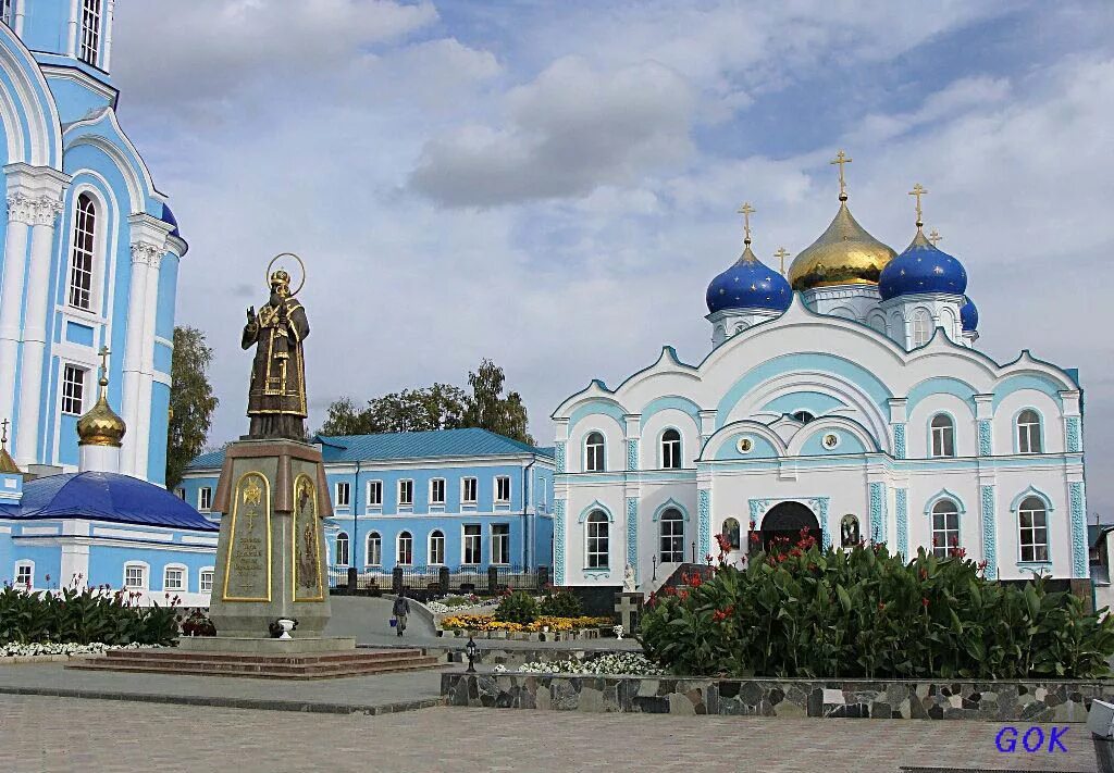 Задонский монастырь. Задонский мужской монастырь. Задонск мужской монастырь. Синий монастырь Задонск.