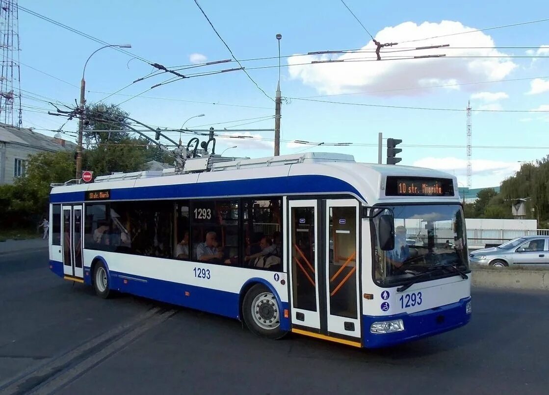 Москва троллейбус 2804. Почему стоят троллейбусы. Почему стоят троллейбусы. Почему стоят троллейбусы. Кострома троллейбусы 035.