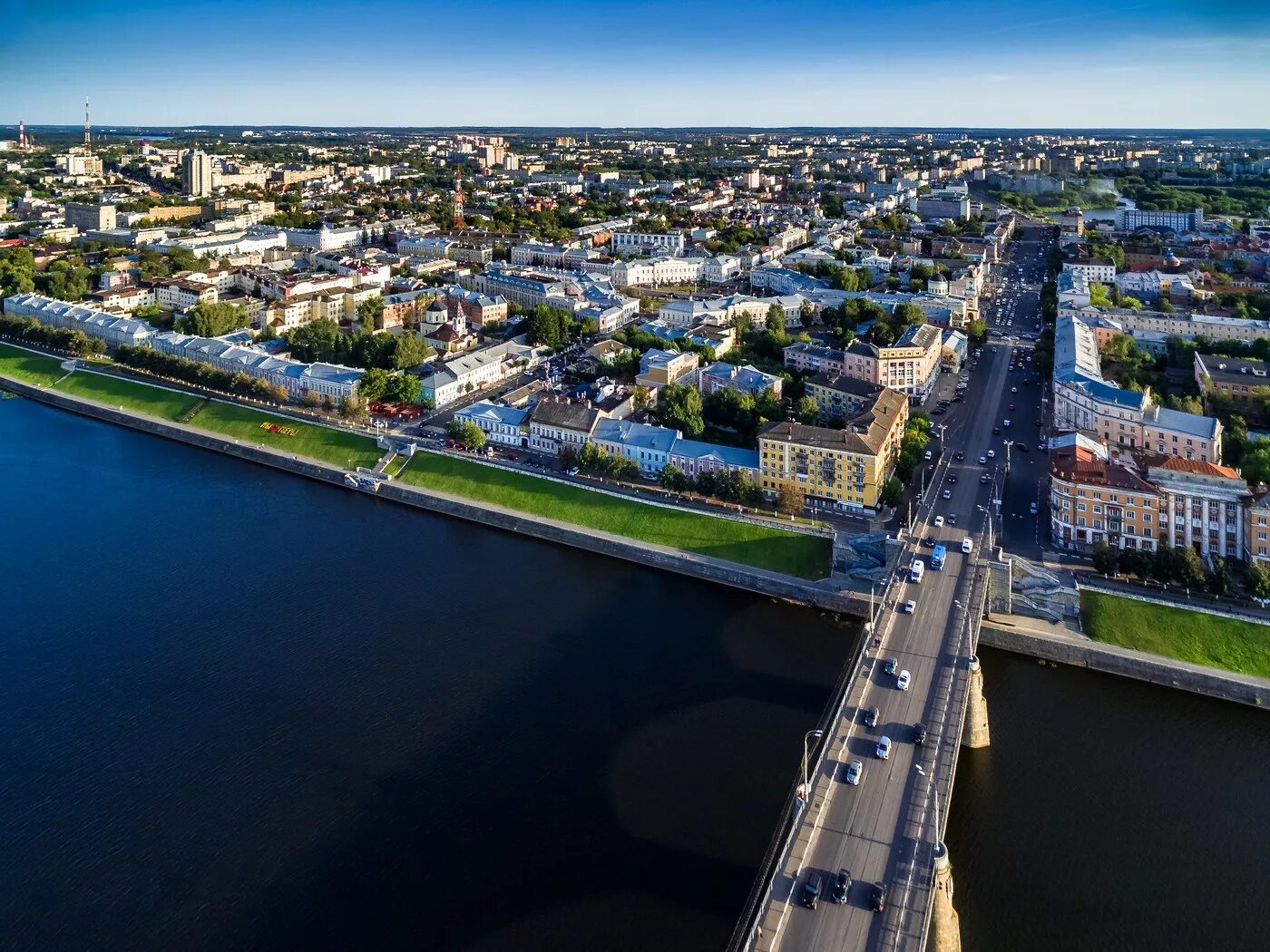 Современная Тверь. Тверь с птичьего полета. Город Тверь Волга. Тверь центр города. Тверь видео купить