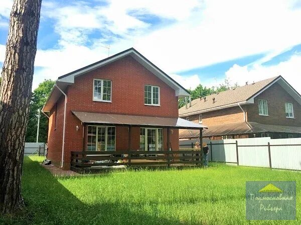 Купить дом в центре поселка Трудовой на ул. Курчатова 11, 550 кв. м. 105,0 кв. м