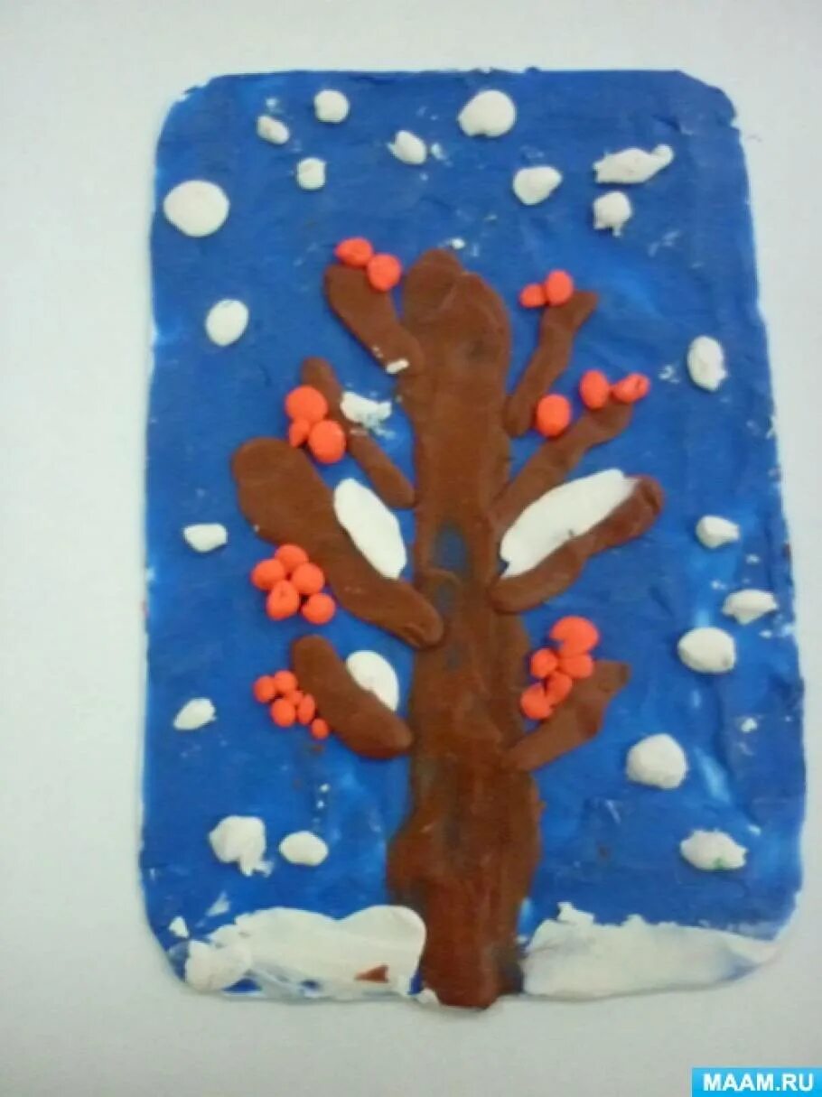Лепка аппликация. Плоскостная лепка зимние деревья. Лепка в старшей на тему зима. Лепка в старшей на тему зима. Пластилинография зима старшая группа.