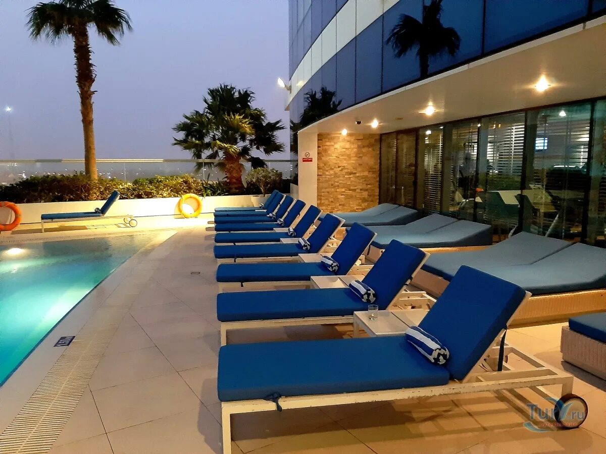 Novotel dubai al barsha hotel 4. Дубай отель новотель. Дубай novotel 4. Novotel дубай аль барша. Novotel dubai al barsha 4 фото.