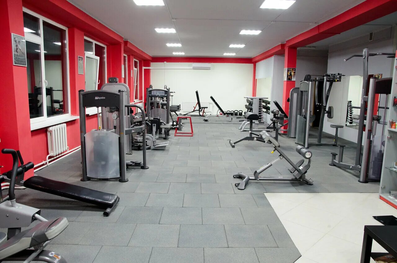 спортзал титан люберцы. титан тренажерный. титан великий новгород тренажерный зал. титан руза тренажерный зал. фитнес центр титан алексин.