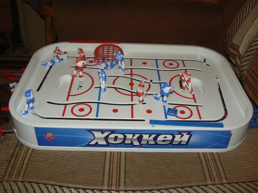 Равная игра хоккей. Игра" хоккей". Хоккей игрушка. Советские игрушки хоккей. Советская настольная игра хоккей.