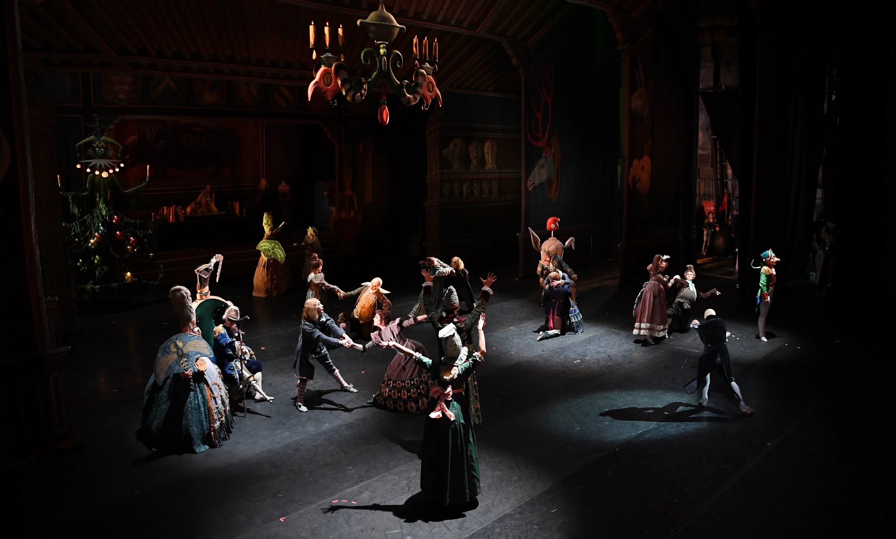 Щелкунчик шемякина либретто. Балет щелкунчик шемякин. Щелкунчик балет мариинского театра шемякин. Балет щелкунчик шемякина в мариинском. Щелкунчик постановка шемякина мариинский театр.