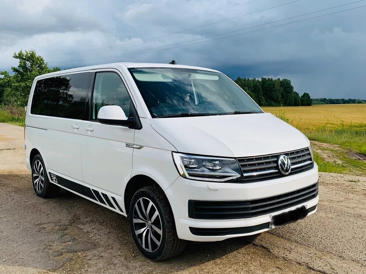 Купить фольксваген транспортер в москве. Фольксваген Транспортер т6. VW Transporter t6 белый. Фольксваген Транспортер 6. Фольксваген транспортёр т6 новый.