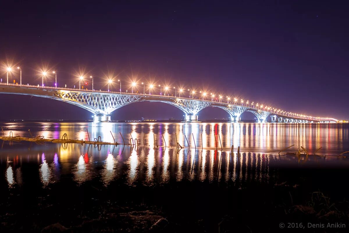 Мост через волгу. Мост Саратов Энгельс. Саратовский мост с Энгельса. Саратов мост через Волгу. Мост Саратов Энгельс ночью.