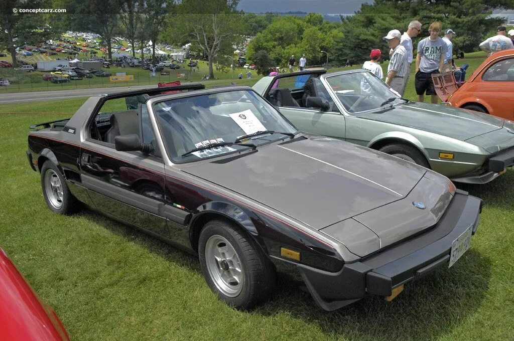 Купить фиат 1 9. Fiat x1/9. Фиат 1/9. Fiat x1/9 Bertone. Фиат Бертоне 1/9.