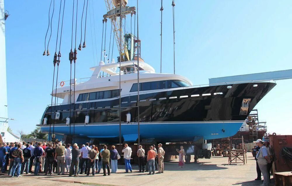 верфи яхт. производители самых больших яхт. королевская верфь. яхтенная верфь тихонова. верфи яхт.