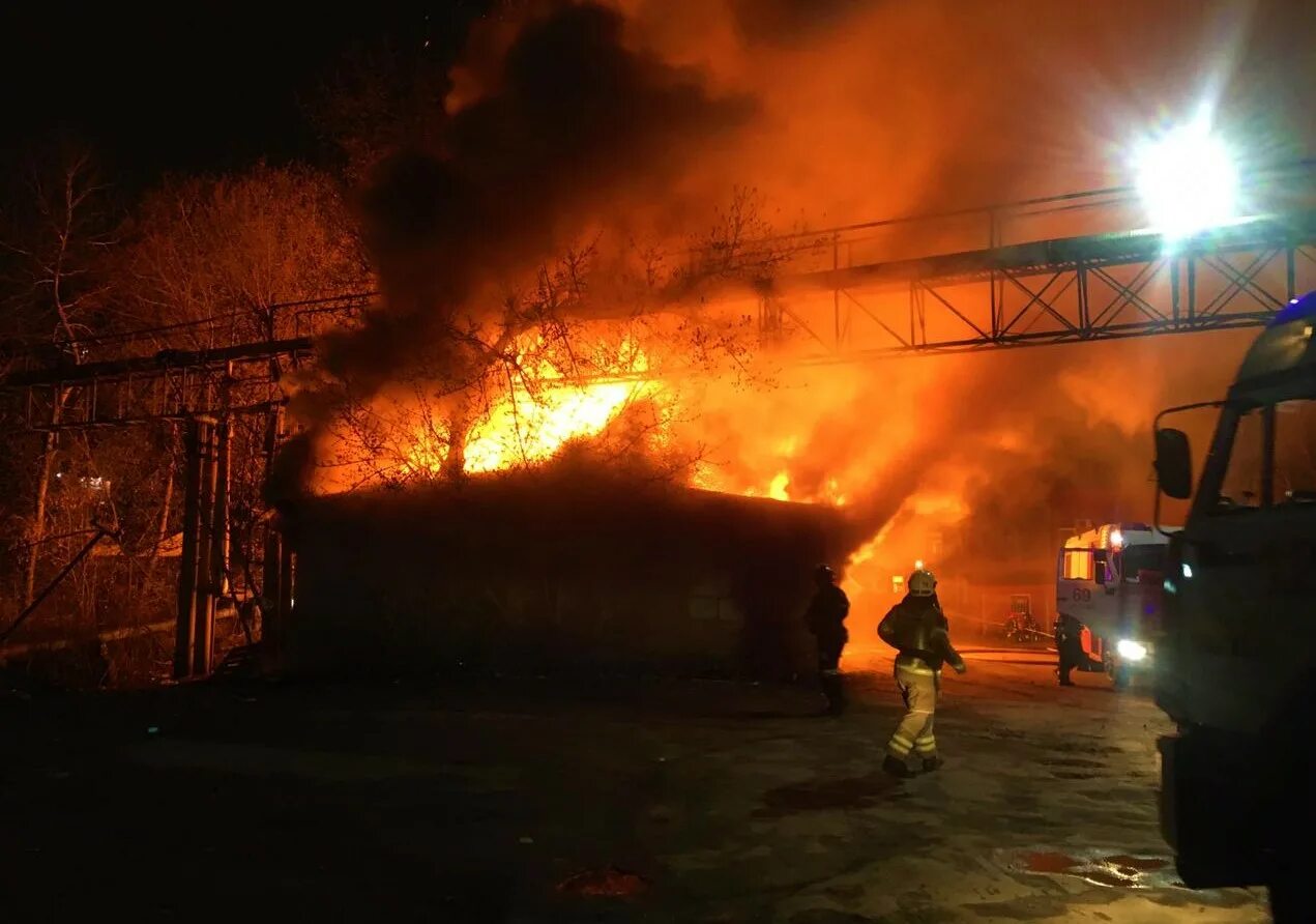 Пожар в СВАО. Пожар в СВАО Москва. Пожар в Москве сегодня в СВАО. Коптево пожар 14 апреля.