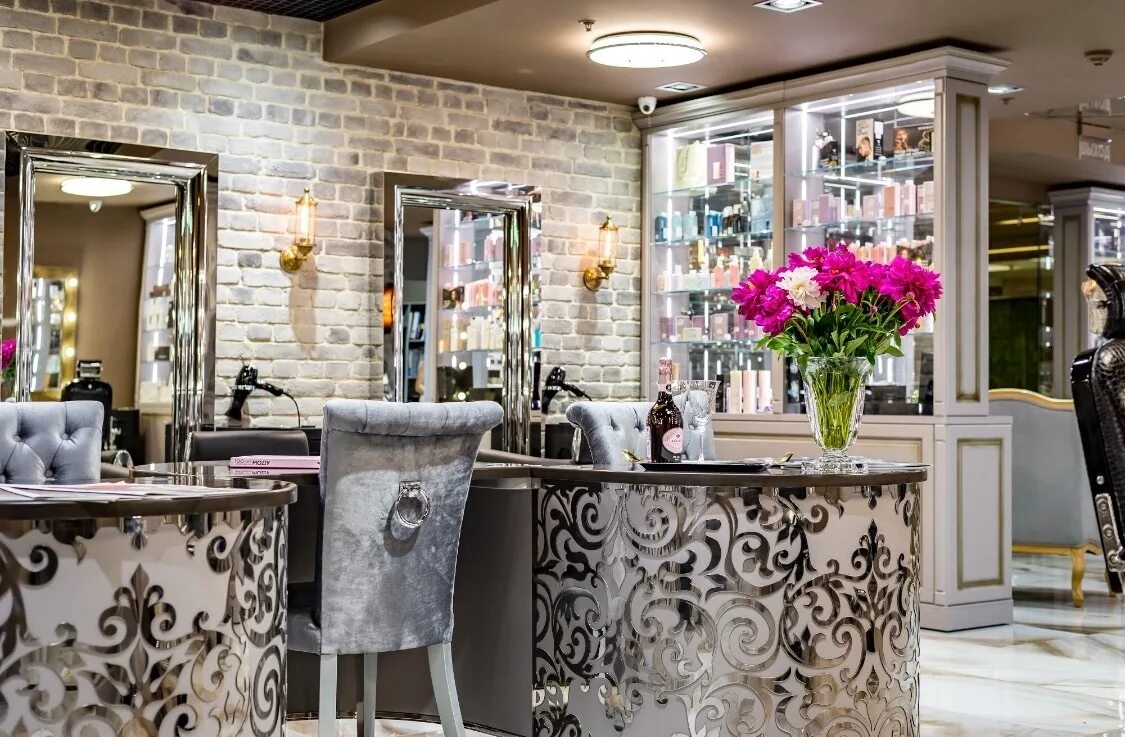 Салон красоты трубная. Салон spa beauty. Салон spa beauty. Салон spa beauty. Давиани бьюти спа.