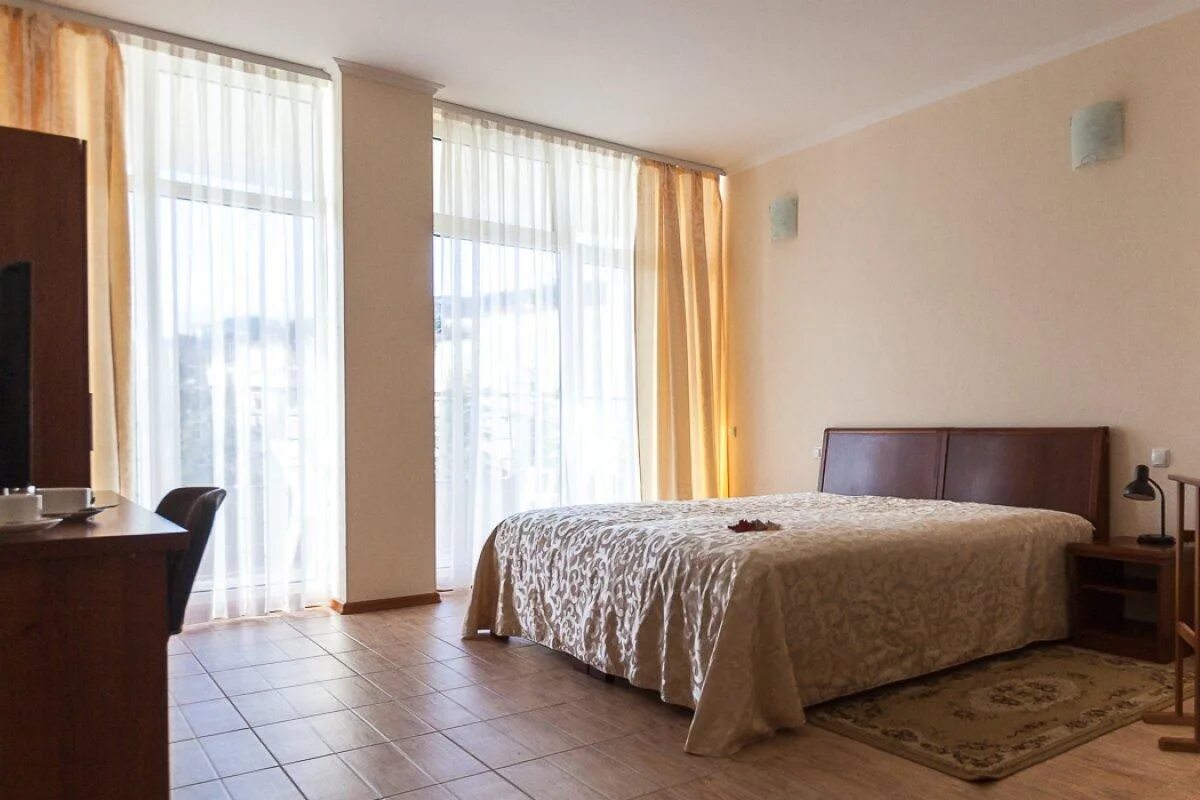 Ливадийский спа-отель ялта. Ливадийский 4* ялта, крым. Курортный комплекс «ливадийский». ￼ливадийский 4* ялта. Отель в ялте ливадийский спа-отель.