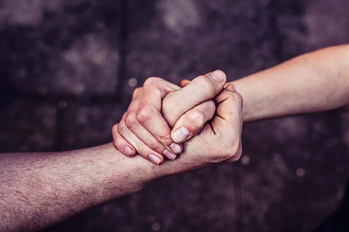 We found each other. Две вредины картинки. Rudimental & jess glynne & macklemore & dan caplen - these days. How we can care for each other. Стрела поцелуй оливера и фелисити.