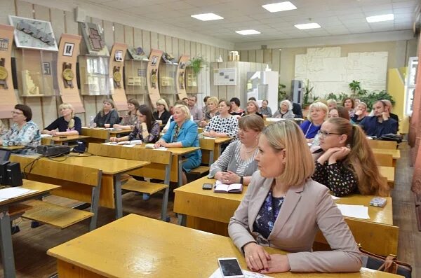 Отделение спо пермского филиала вгувт. Пгниу общага. Улица чернушка краевой политехнический колледж. Г славянова. Оникс колледж пермь официальный сайт.