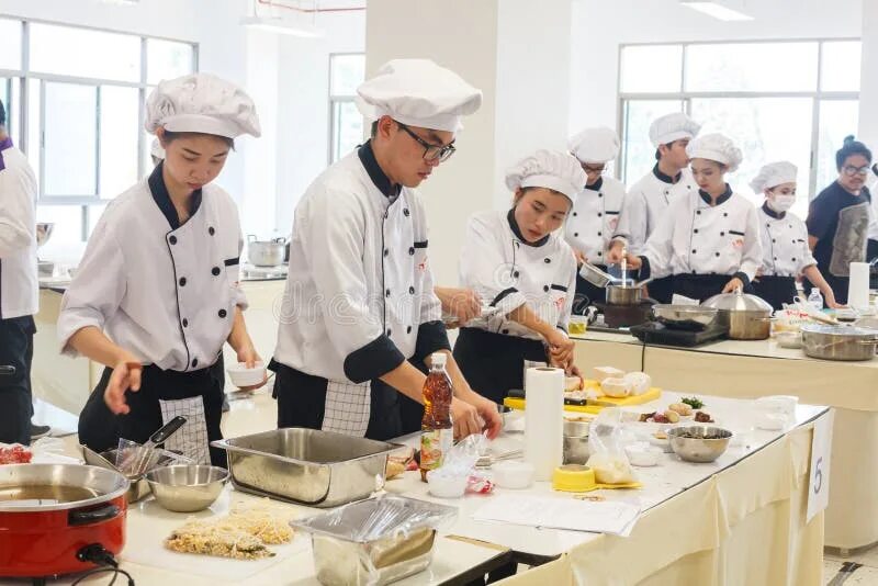 Cooking competitions. Cookery Competition. Cooking Competition. Cookery Competition картинка для детей. Cooking Competition handouts.