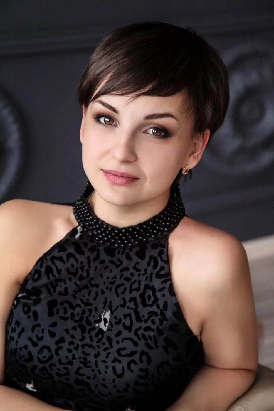 Девушку для серьезных отношений псков. Девушки пскова. Псковские девушки. Симпатичные девушки псков. Вызвать девушку псков.