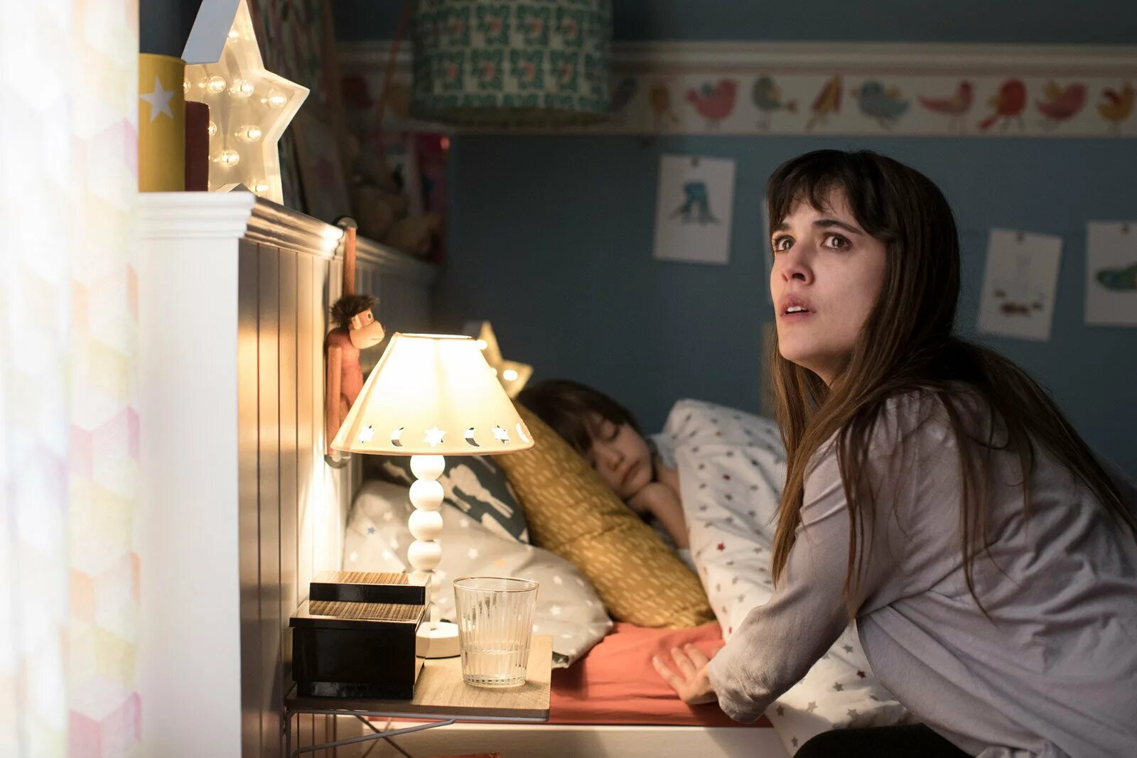 Durante la tormenta фильм 2018. Durante la tormenta фильм 2018. во время грозы 2018 трейлер. после грозы фильм 2018. во время грозы фильм 2018.