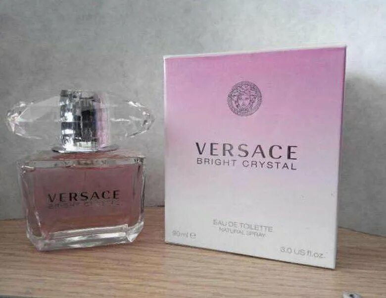 Версаче кристалл оригинал. Versace Bright Crystal 90ml. Версаче Брайт Кристалл оригинал. Версаче Брайт Кристалл коробка. Versace Bright Crystal 90ml белый.