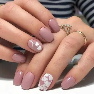 Маникюр на короткие ногти апрель