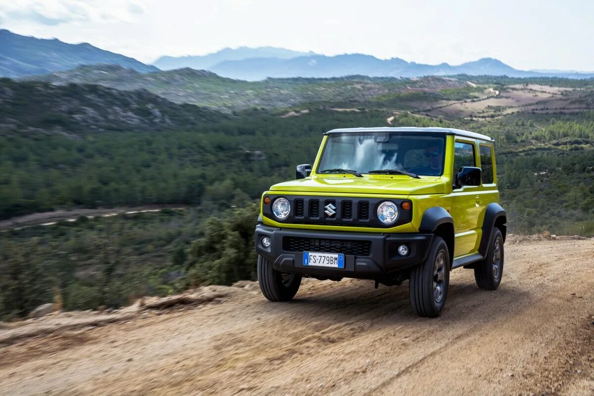 Suzuki jimny 2018 2025. Suzuki jimny 2018. сузуки джип jimny 2018. внедорожник сузуки джимни. suzuki omni.