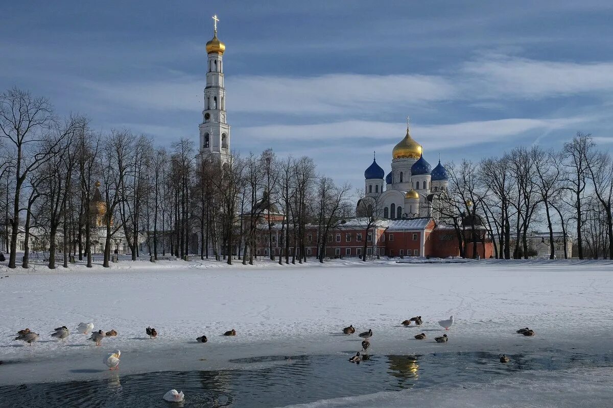 Свято угрешский монастырь. Угреша Николо Угрешский монастырь. Город Дзержинский Николо-Угрешский монастырь. Монастырь в Дзержинске Николо Угрешский. Угрешский монастырь в Дзержинском.