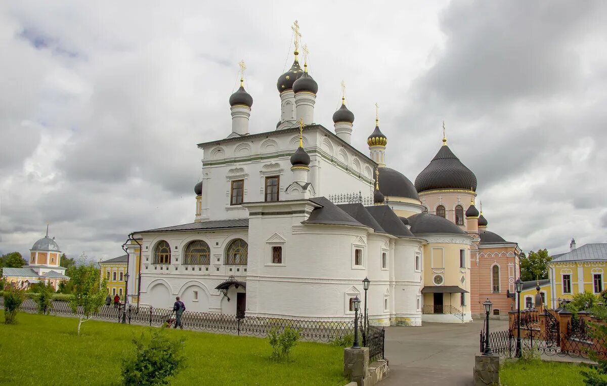 новый быт рынок. поселок новый быт чеховский район. магазин дикси чехов. красоты подмосковья. магазин баранцево чеховский район.