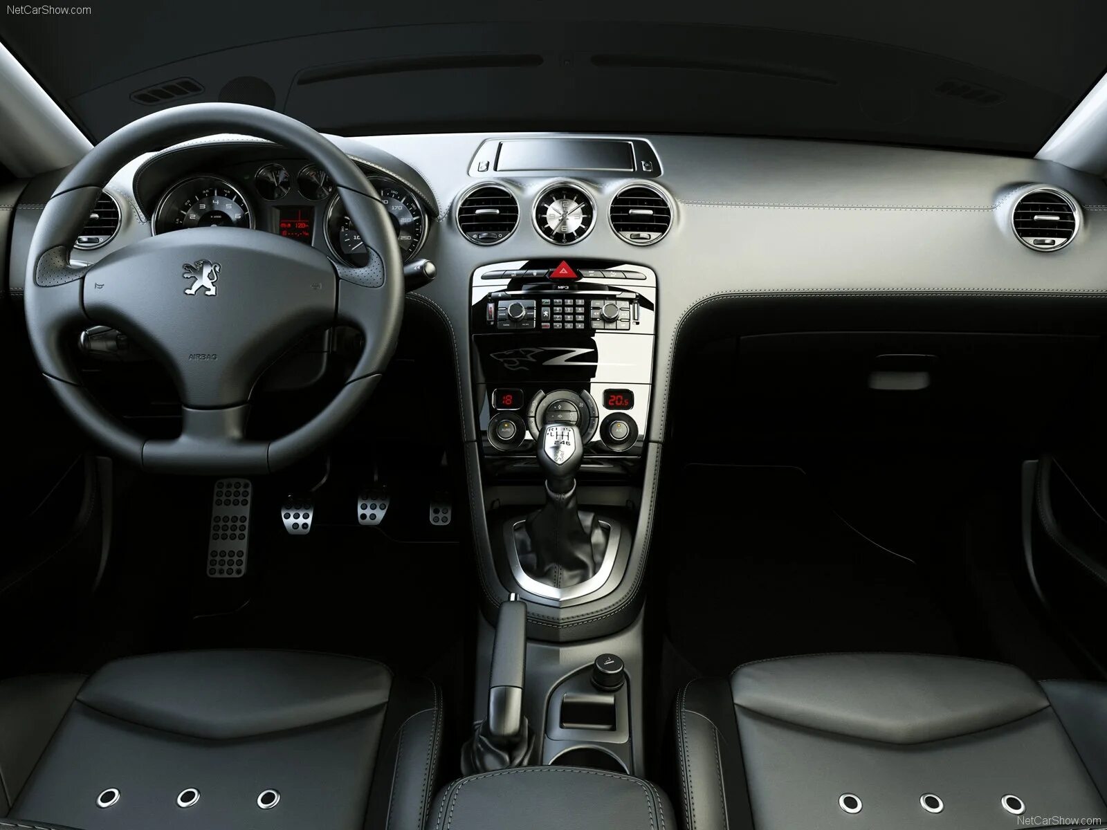 Пежо салон внутри. Пежо 308 rcz. peugeot 308 rcz салон. пежо 308 2007 салон. машина peugeot 308 салон.