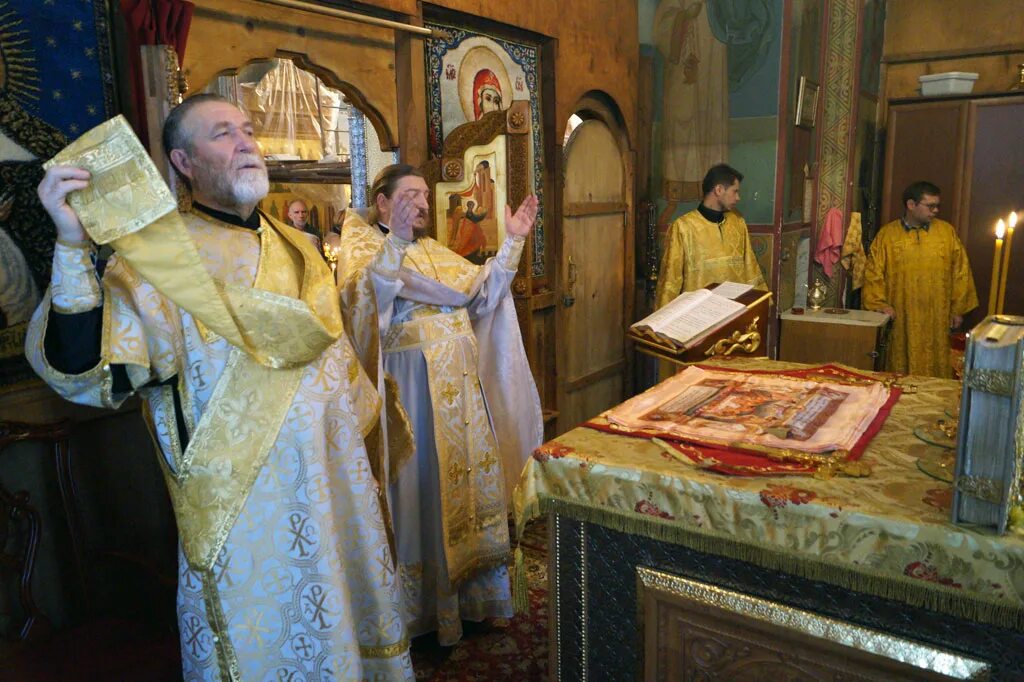 храм вознесения господня калуга. храм иоанна предтечи калуга регент. служба в церкви калуги. богослужения в храме предтечи тамбов. рождественская служба в храме христа спасителя 2023.