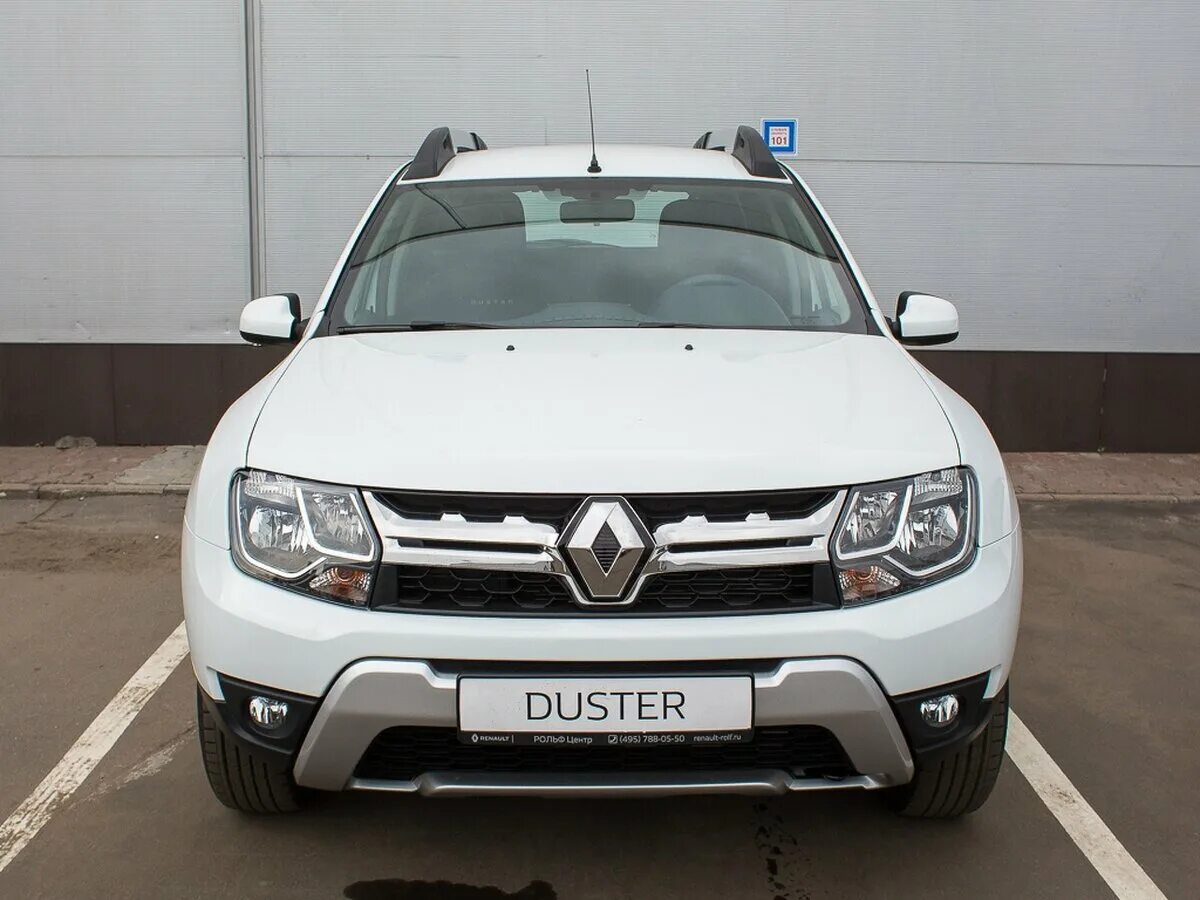 Дастер спереди. Renault Duster белый 2014. Renault Duster 1 Рестайлинг. Рено Дастер белый. Рено Дастер 2014 белый.