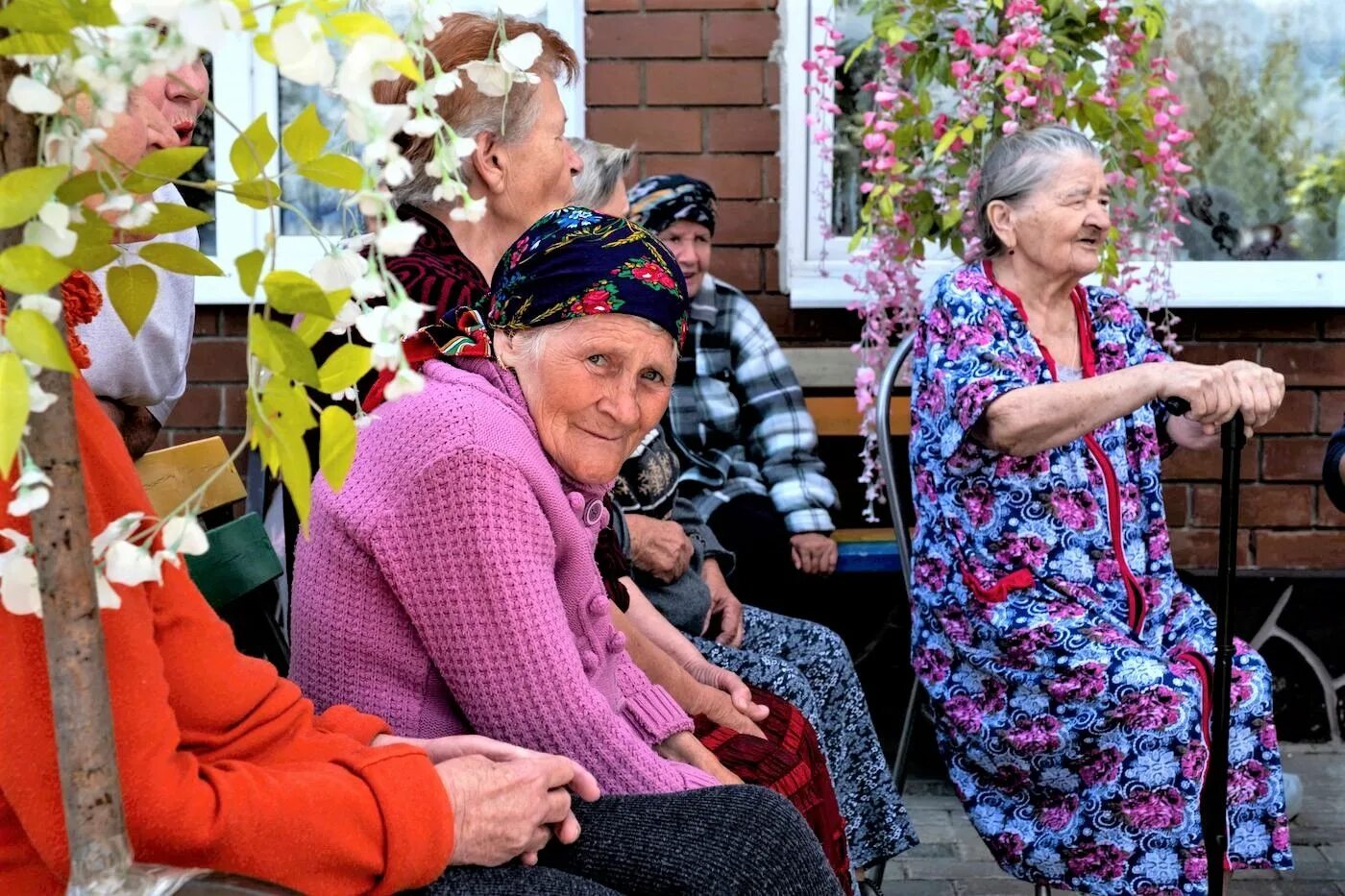 Пенсионеры митино