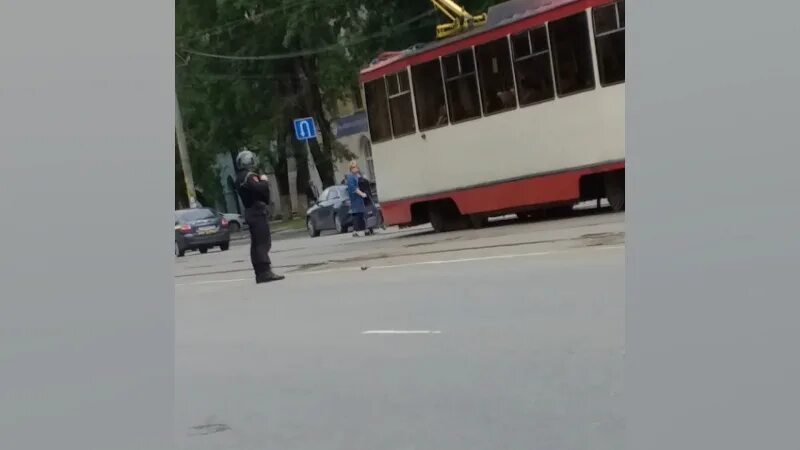 Депутат взорвавший три гранаты. Взрыв гранаты 23.05.2025 в богучаре. взрыв гранаты смоленск академика петрова. в салавате взорвали человека гранатой. взорвалась граната в предчулымке томская область.
