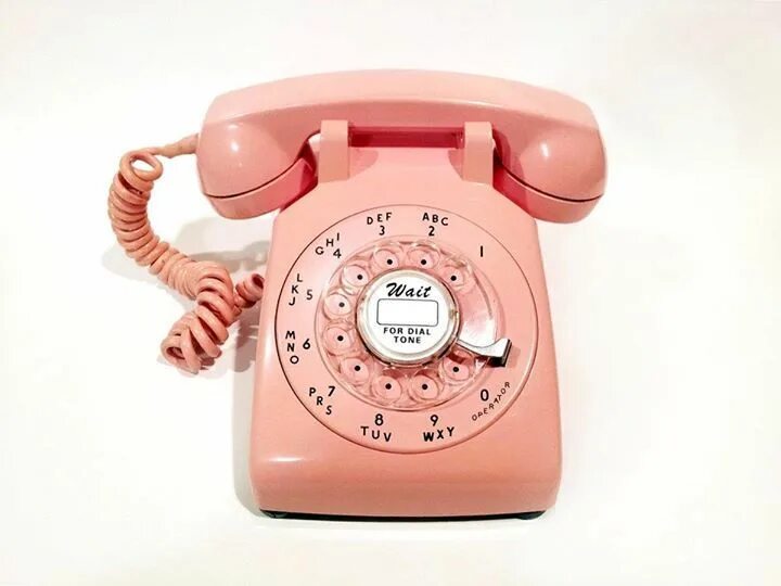Розовый телефон фото. Розовый телефон. Ретро домашний телефон розового цвета. Розовый телефон т11. Розовый телефон 10.