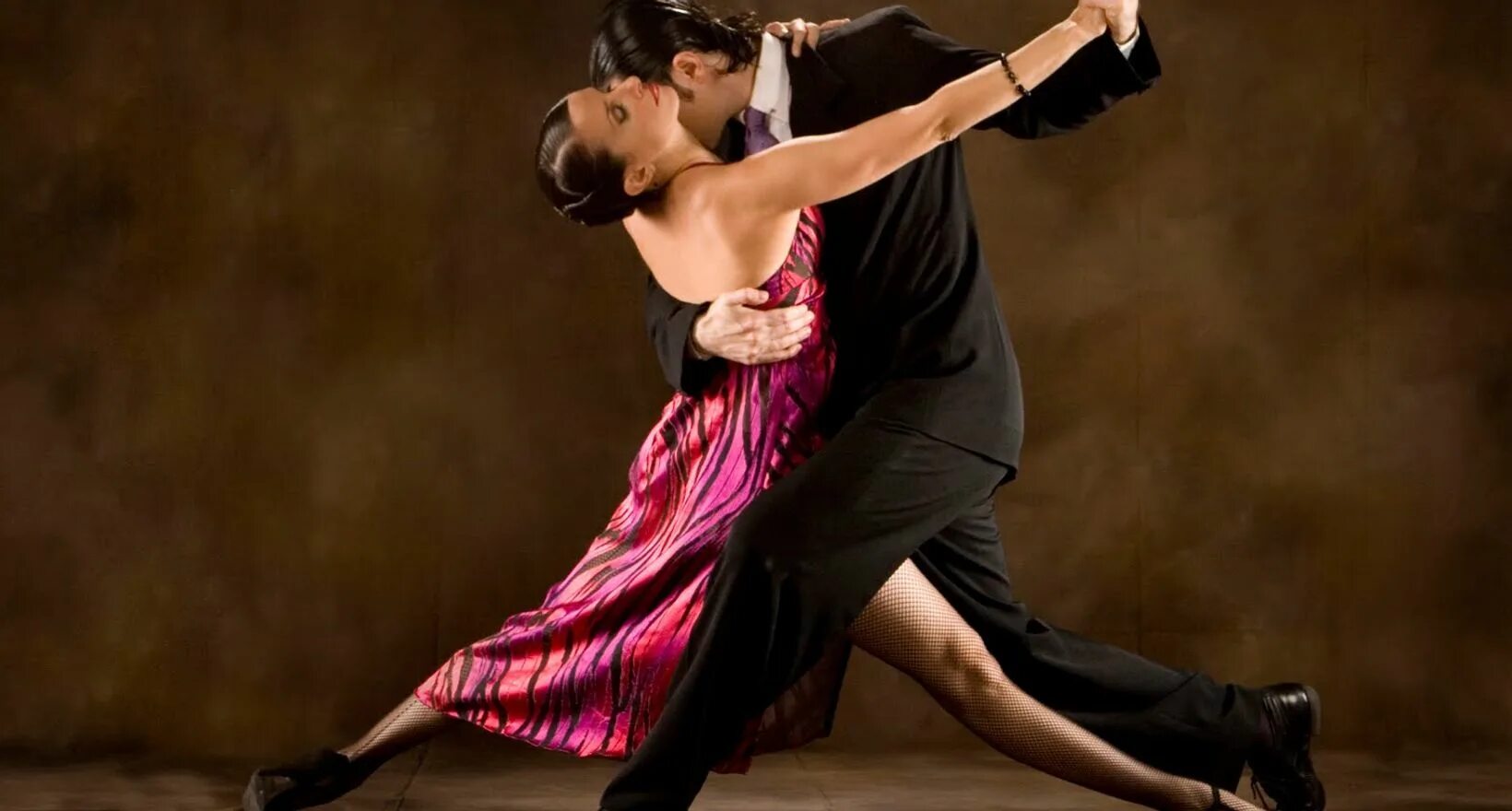 К чему снится танцевать во сне женщине. Балет любовь. Танго милонга. Движения милонга в Красном платье. Танго Нуэво.