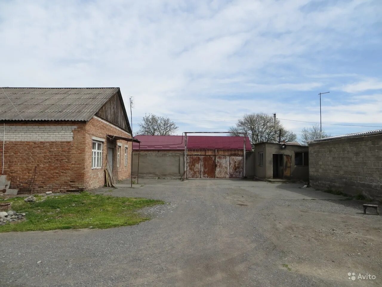 Погода в хумалаге на 1 месейюц. Хумалаг северная осетия на карте. На продажу дом новый батако. Хумалаг северная осетия школа. Хумалаг северная осетия школа.